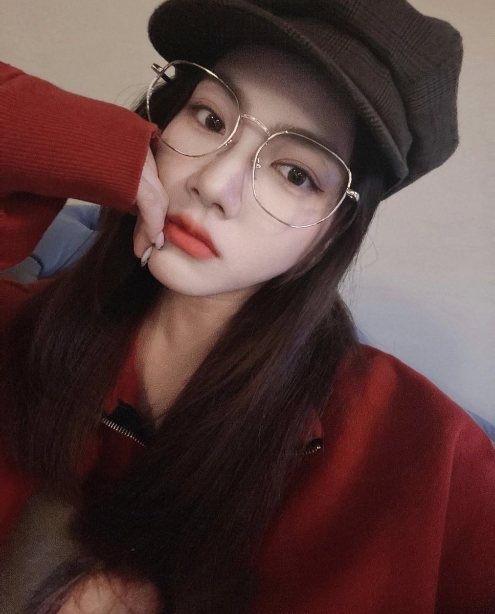 groocafe's tweet photo. Happy birthday Soso!

Send her lots of love and join her live later today🥰

#OneandOnly_SOSO_DAY
#도레미파소소날
#공원소녀 #GWSN #SOSO #소소 https://t.co/K5t4RKz1qM