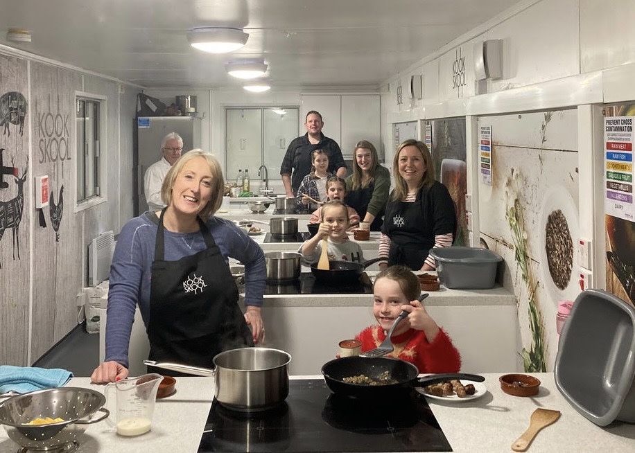 🟡 Kook Skool at <a href="/Pollokbaptist/">Pollok bc</a> 👨🏼‍🍳 "These organic life moments we see in scripture have encouraged us to look at how we witness Christ in today's world." Read more here scottishbaptist.com/2023/03/01/koo…