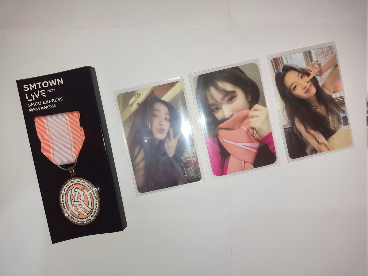 KweenMixer's tweet photo. 🛒: #KweenSells┊༑ ࿐ྂ。

〖ic interest check wts lfb ph Red Velvet &amp; NCT〗

✧ can tingi/look 4 kahati, all must go
✧ all onhand, good condi
∗ irene smcu (complete inclu) &amp; jaehyun tragic kihno - 900 ea
∗ irene digipack - 500
∗ joy peace - 300

DM/reply if inch ✧*̣̩⋆̩☽⋆゜ https://t.co/MPEMrw6kmY
