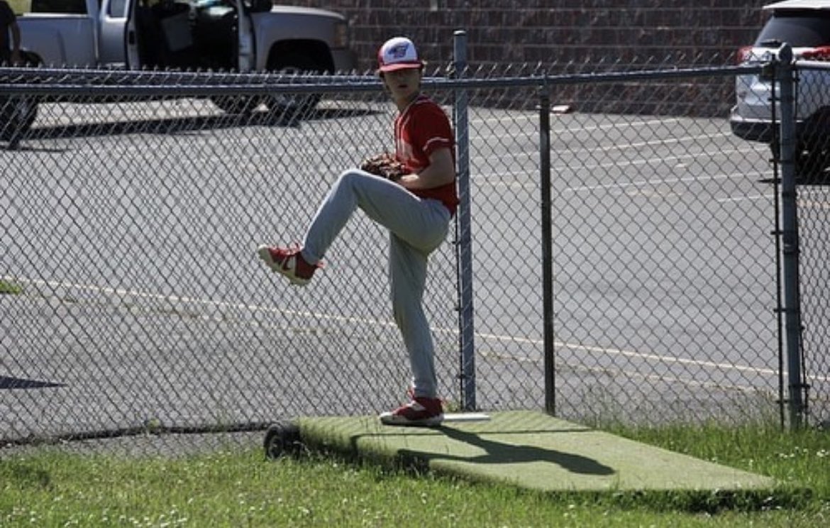 EHS_Eagles_BB's tweet photo. Pitchers and catchers report today! https://t.co/pMxu1rO7eW