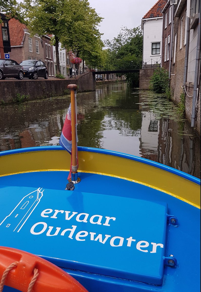 Op naar de lente! Kom wandelen en fietsen in #oudewater en ervaar ons mooie stadje met de vele monumentale panden, de grachten en de musea.
#mooistestadjevanhetgroenehart #ervaaroudewater #toerisme #holland #nederland #utrecht #polder #heksenwaag #touwmuseum #goudeneeuw