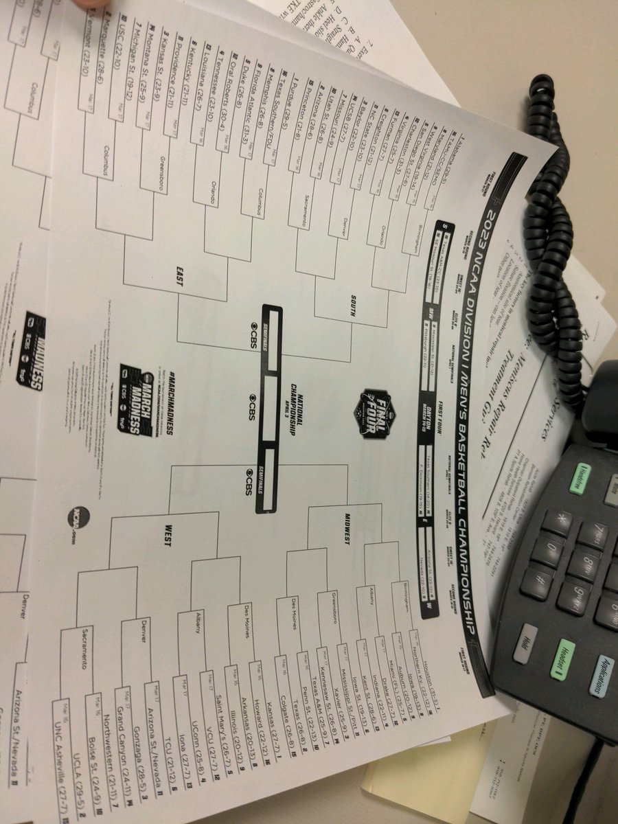 ColtonHenry20's tweet photo. Getting the important work done this AM #MarchMadness https://t.co/nF2Pf5Tr8r