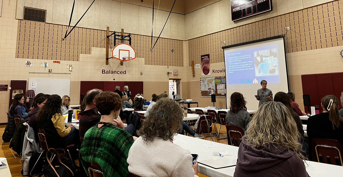 MsMiWa's tweet photo. @JaneKise Doable Differentiation training getting underway at Kaposia Education Center combined with Lincoln Center. @SSPPS6 https://t.co/zICbObQjM4