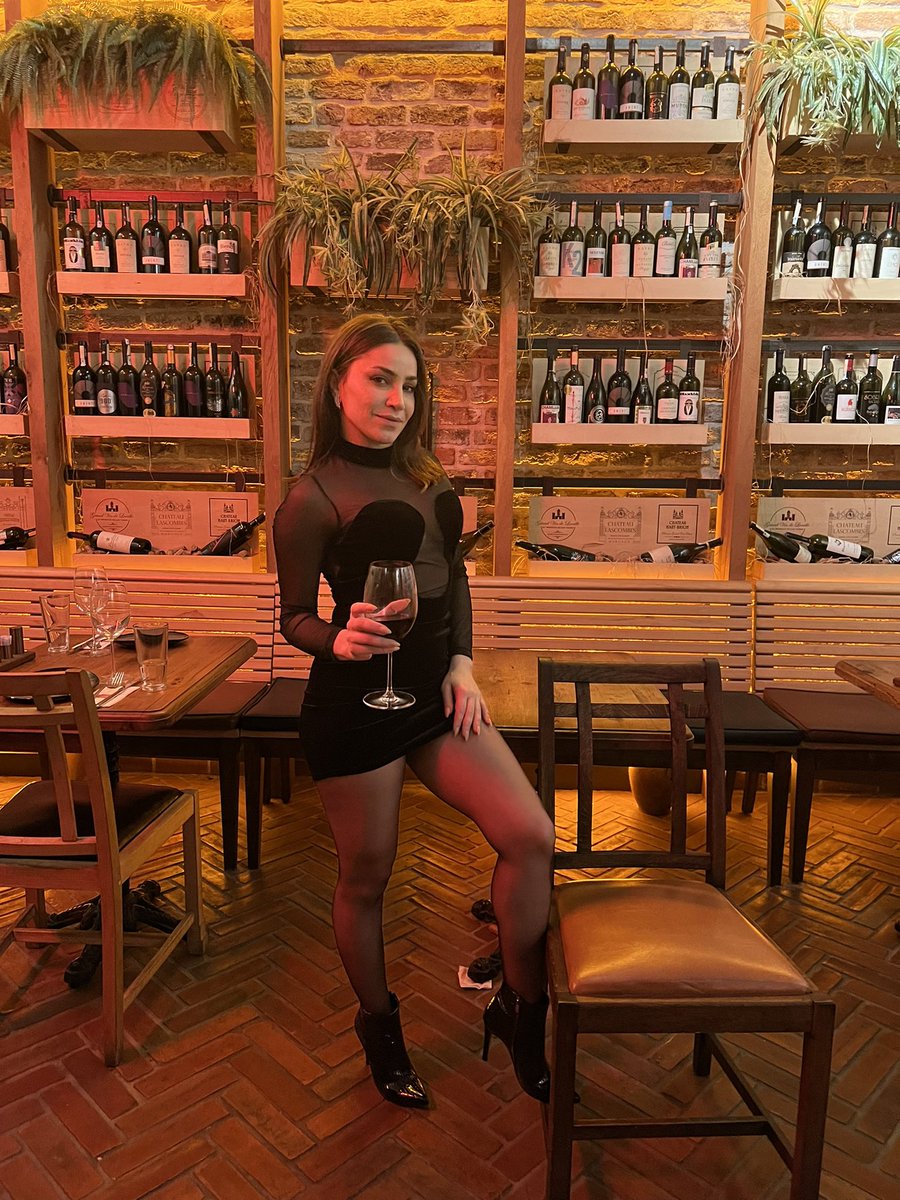 Serpil Cansız on Twitter: "😎🖤 https://onlyfans/serpil"