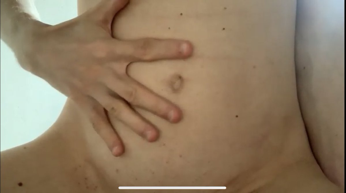 ItalianBoyHB's tweet photo. Spitting into my belly (bb worship video #4) it has been moved to my new #YouTube channel. Here’s the link https://t.co/gqnBnNGiN6 - #bellybutton #boynavel #navelfet #fetnavel #bbfetish #malenavel https://t.co/HWREN2fr11