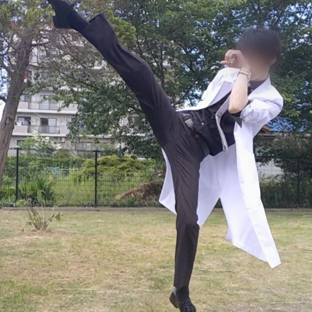 konomuraZ's tweet image. インスタ再掲第４弾。
スーツと白衣。

#そうだスーツ着よう
#drawingreference