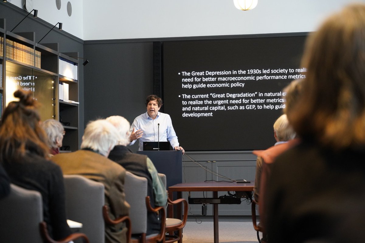 Full room as Steve Polasky <a href="/Stanford/">Stanford University</a> introduces us to the concept of GEP.