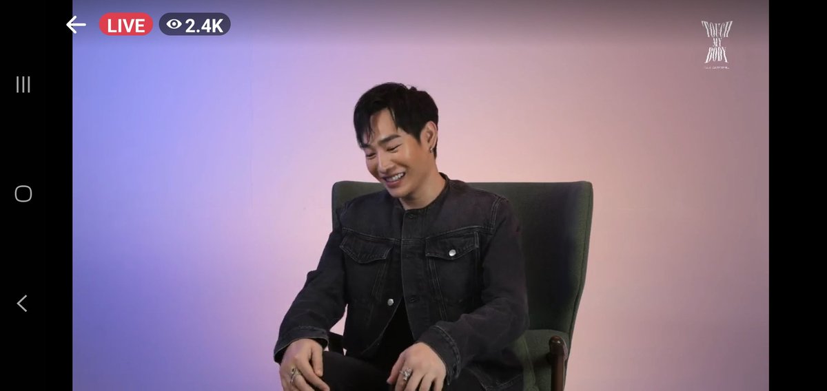 CCKmg's tweet photo. เกลื่อนกลาด!! 😂 CEO บอกมา แจก Kiss 💋  จิ๋วพร้อมพรล. 1 รางวัล
รีทวิต รีพลาย (โควทด้วยจะขอบคุณมาก) ขอภาพบนนยากาศงานวันนี้ติด
#เป๊กผลิตโชค 
#PeckPaLitChoke 
#TouchMyBody
#ทัชมายบอดี้
#TouchMyBodyMV
สุ่มพรุ่งนี้ค่ะ https://t.co/o3VwElzmYT