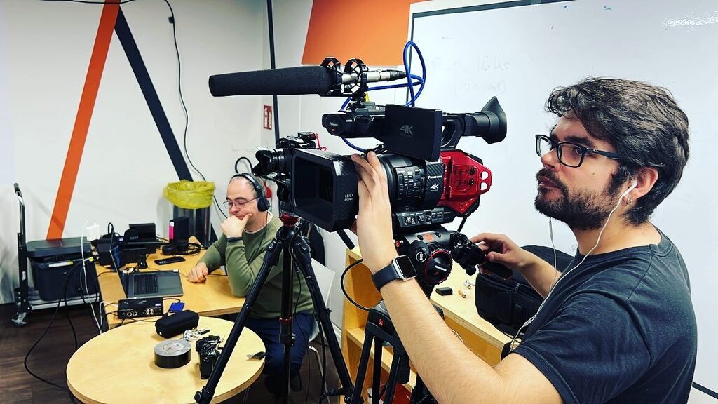 Media Siesta tweet media