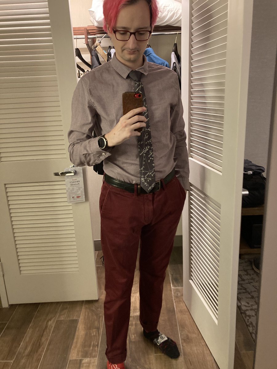 szizygy's tweet photo. I have a Mars talk this afternoon at #LPSC2023, so of course I gotta rock my Mars @ScienceSocks #socksofLPSC! (For an unrelated mission lol.) Today is all red all everything π
(the shirt is thin red stripes, I swear π
) https://t.co/UNFq54iDNr