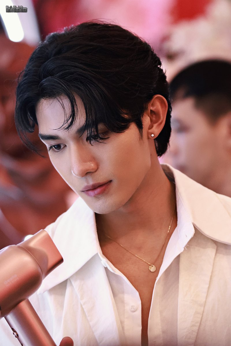 NetsBlackRose's tweet photo. 𝟐𝟑.𝟎𝟑.𝟏𝟑🖤

#NetJames 
#netsiraphop
#DreamexNetJames 

@netsiraphop https://t.co/W7TTEVjTLI
