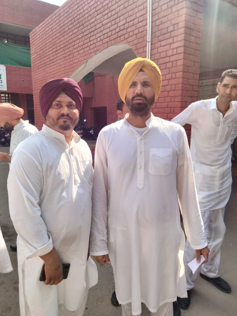 SandeepNijjar's tweet photo. ਅੱਜ ਕਾਂਗਰਸ ਪਾਰਟੀ ਦੇ ਪ੍ਰਧਾਨ ਸਰਦਾਰ ਅਮਰਿੰਦਰ ਸਿੰਘ ਰਾਜਾ ਵੜਿੰਗ ਜੀ ਦੀ ਅਗਵਾਈ ਵਿੱਚ ਦੇਸ਼ ਦੀ ਮੋਦੀ ਸਰਕਾਰ ਦੇ ਖਿਲਾਫ ਚੰਡੀਗ੍ਹੜ ਵਿਖੇ ਕਾਂਗਰਸ ਪਾਰਟੀ ਵਲੋਂ ਪ੍ਰਦਰਸ਼ਨ ਕੀਤਾ ਗਿਆ ਅਤੇ ਗ੍ਰਿਫਤਾਰੀਆਂ ਵੀ ਦਿੱਤੀਆਂ ਗਈਆਂ, ਸਨਦੀਪ ਨਿੱਝਰ ਚੇਅਰਮੈਨ ਓਬੀਸੀ ਡੀਪਾਰਟਮੈਂਟ ਜਿਲ੍ਹਾ ਜਲੰਧਰ ਕਾਂਗਰਸ https://t.co/2Cjx0IRO5G