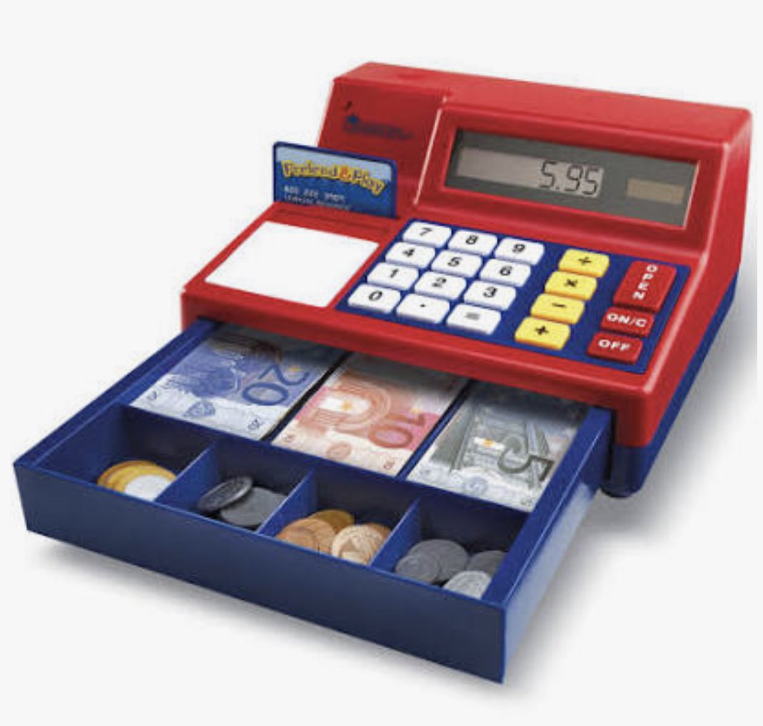 Ei kassakone tee apteekista myyntiorganisaatiota, vaikka se voi kaupan alan toimijoille siitä viestittää. Syömällä liikaa sipsiä tulee paha olo, mutta lääkkeillä voi tulla loppu. #turvallisuus #lääkkeet #apteekki #apteekkari #kauppa #myynti #vaalit2023 #uutiset