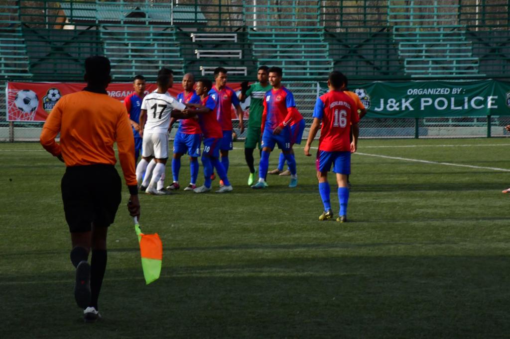 KashmirPolice's tweet photo. On the 2nd day of #AllIndiaPoliceFootballTournament, 14 matches were played at 4 venues. J&amp;K Police, CRPF, West Bengal Police, Mizoram Police, Punjab Police, Jharkhand Police, Kerala Police, Delhi Police &amp; Meghalaya Police emerged as winners in today's matches
#WhereChampionsMeet https://t.co/vTZRAOEaVJ