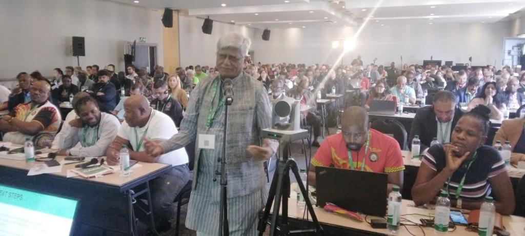 ShivaGopalMish1's tweet photo. General secretary AIRF shri S G Mishra addressing the inland Transport meeting at Johannesburg . 
@ITFglobalunion 
@ITF_DelhiOffice 
@RailMinIndia https://t.co/vD4UAolwD9