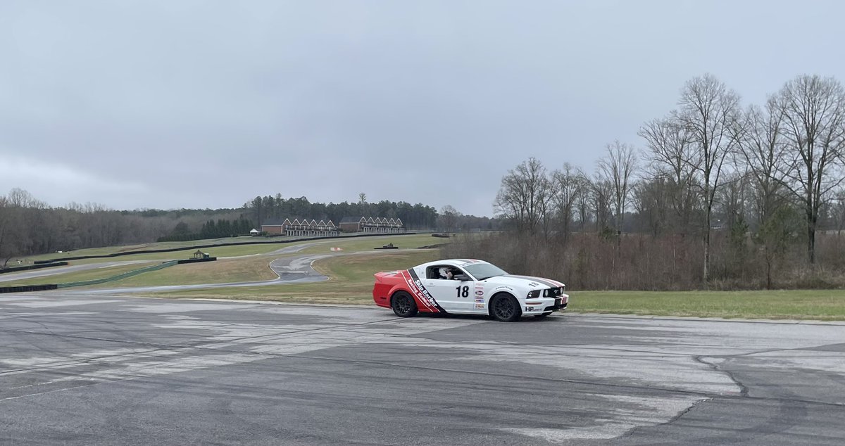 VIRNow's tweet image. Great morning to introduce #AdventureDay. We showcase some of the things we do here away from world class racing like karting, autocross, sport shooting, side by sides and hot laps. Thanks to @SkipBarberRS @racingforheroes #KaizenAutosport #CorporateEvents #TeamBuilding