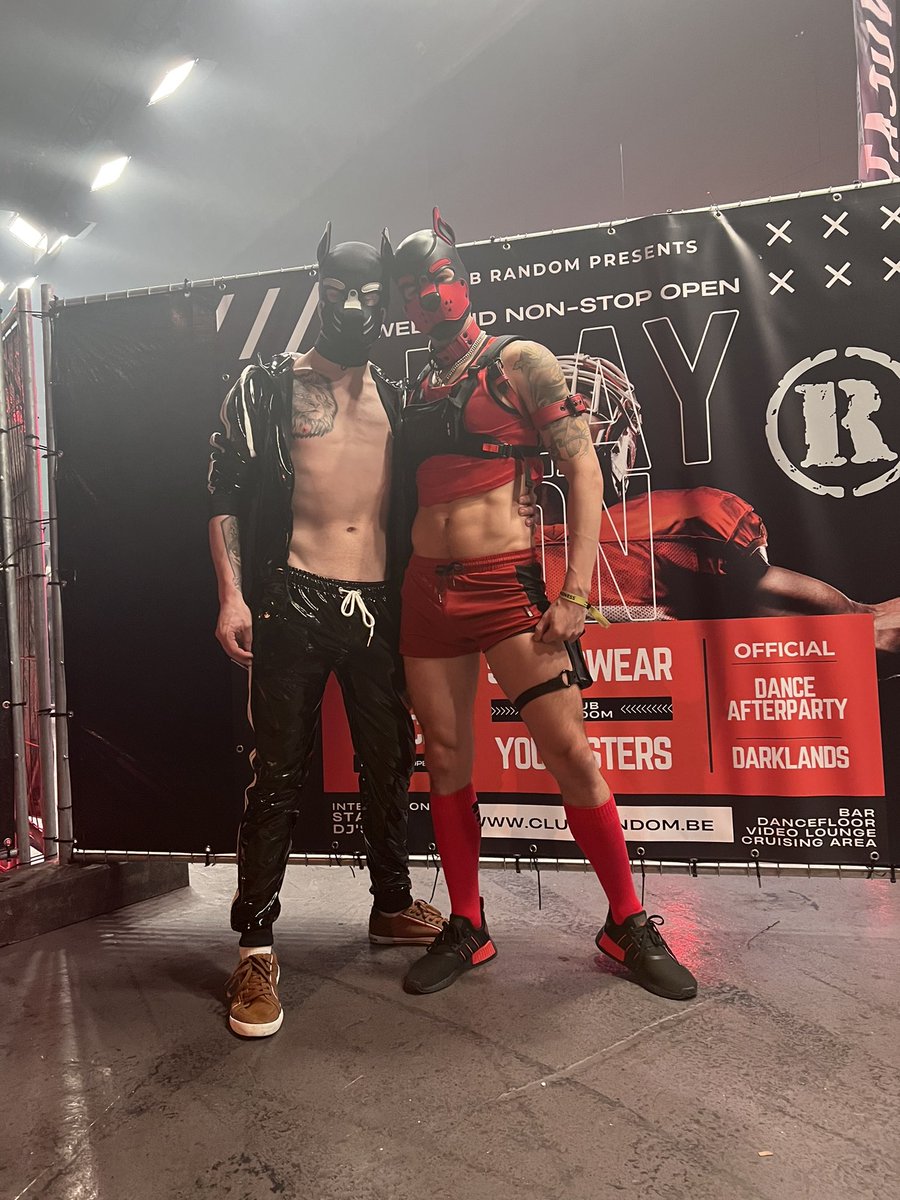 pupbacu's tweet photo. Met  @zanderwoodz, @pupmowgli @PupThaly too https://t.co/c6lEqaY8mb