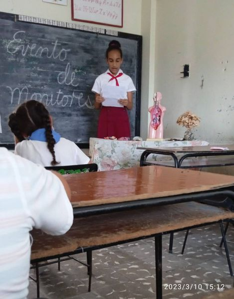 epjdluz's tweet photo. Con excelentes💯 resultados se desarrolló en nuestra Institución Educativa el evento de monitores📚📝. Los futuros pedagogos están garantizados.🇨🇺✏️  #CubaMined #Contramaestre @LeticiaCalvoD @elsa_ena @FundichelyRosa @dpestgo @DraMaricelDM https://t.co/2TaQlnCssN