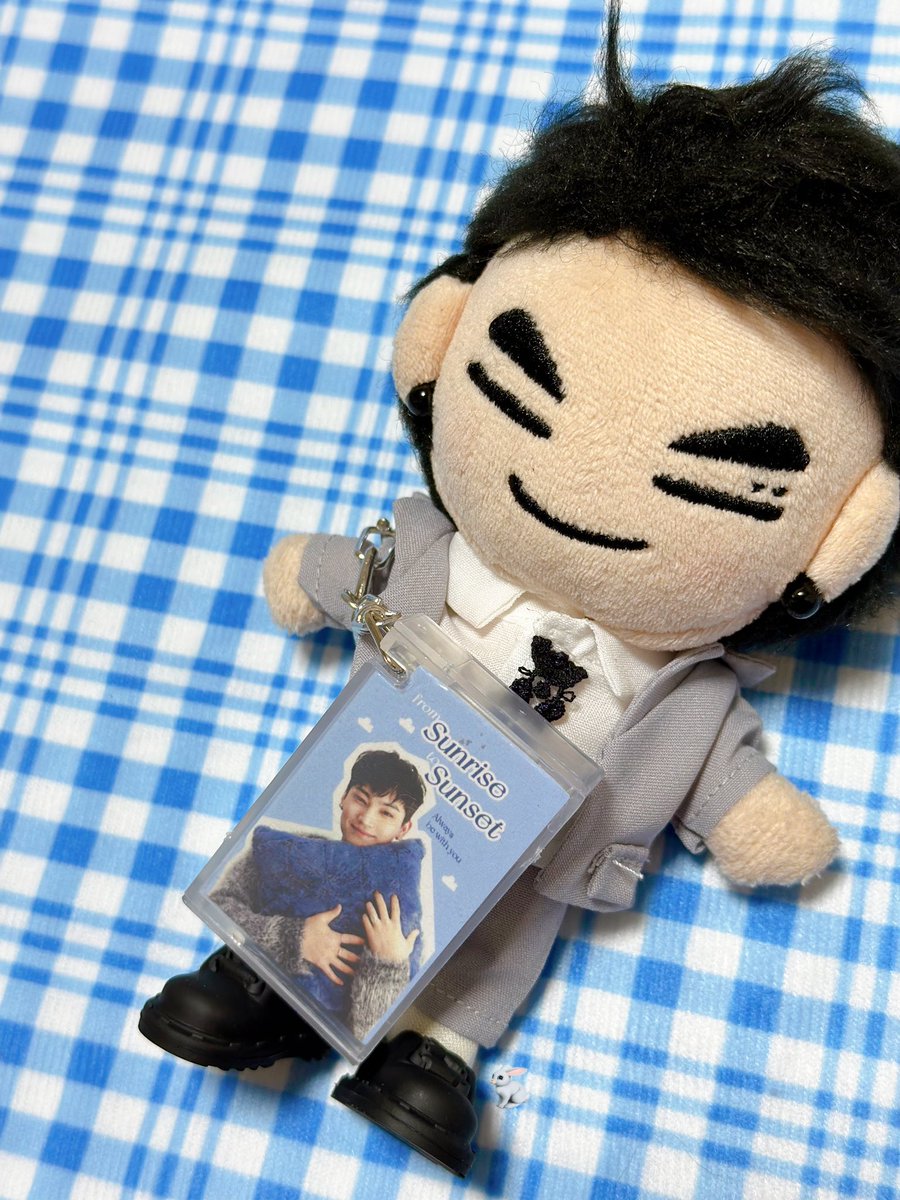 바니 tweet media