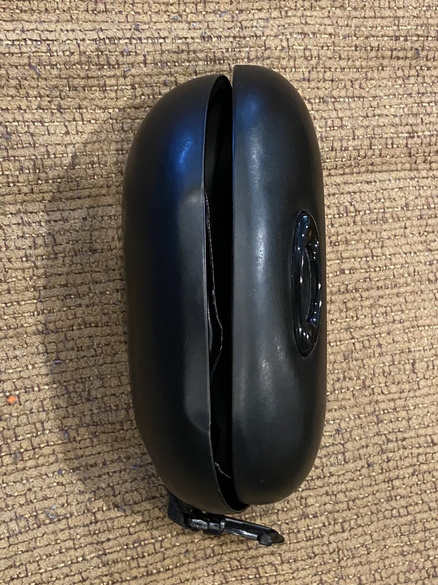 Breck09's tweet photo. @oakley my prescription sunglasses fell off my car this weekend and were ran over by another car. Luckily they were in their hard case and didn’t even get a scratch. https://t.co/yNt23KoMSI