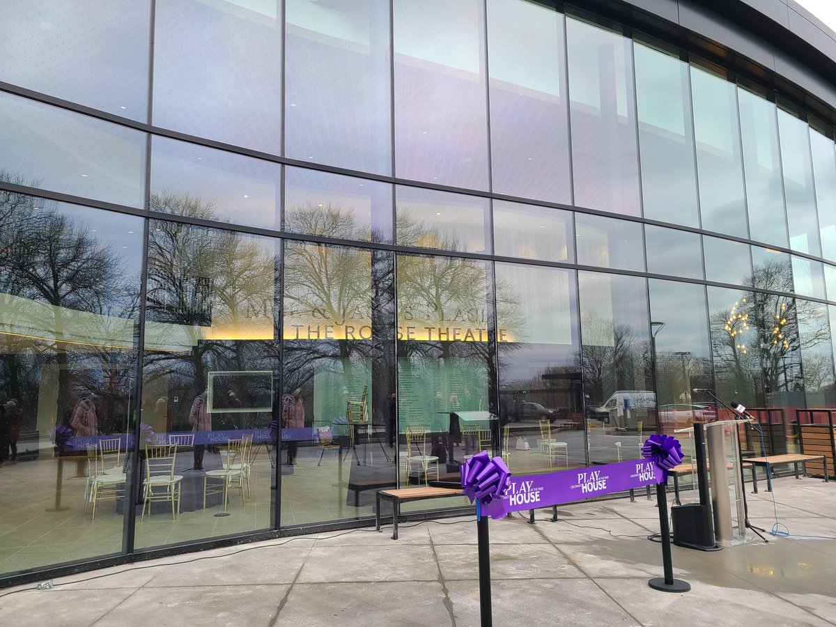 Cutting the ribbon this morning on the revamped <a href="/CincyPlay/">Cincinnati Playhouse</a>.