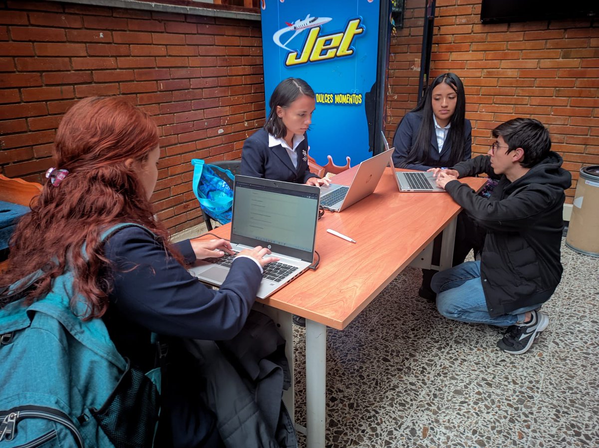 Sena Salud Distrito tweet media