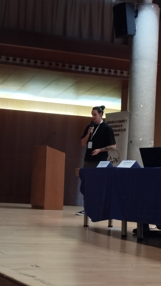 Cómo colofón a una mañana de ponencias extraordinarias en el I Congreso de CyTAV, el Dr. Isaac Benito ha presentado su Start-up <a href="/Aerofybers_Tech/">Aerofybers Technologies</a> surgida desde el <a href="/iata_csic/">IATA CSIC</a>. ¡Sin miedo a emprender!