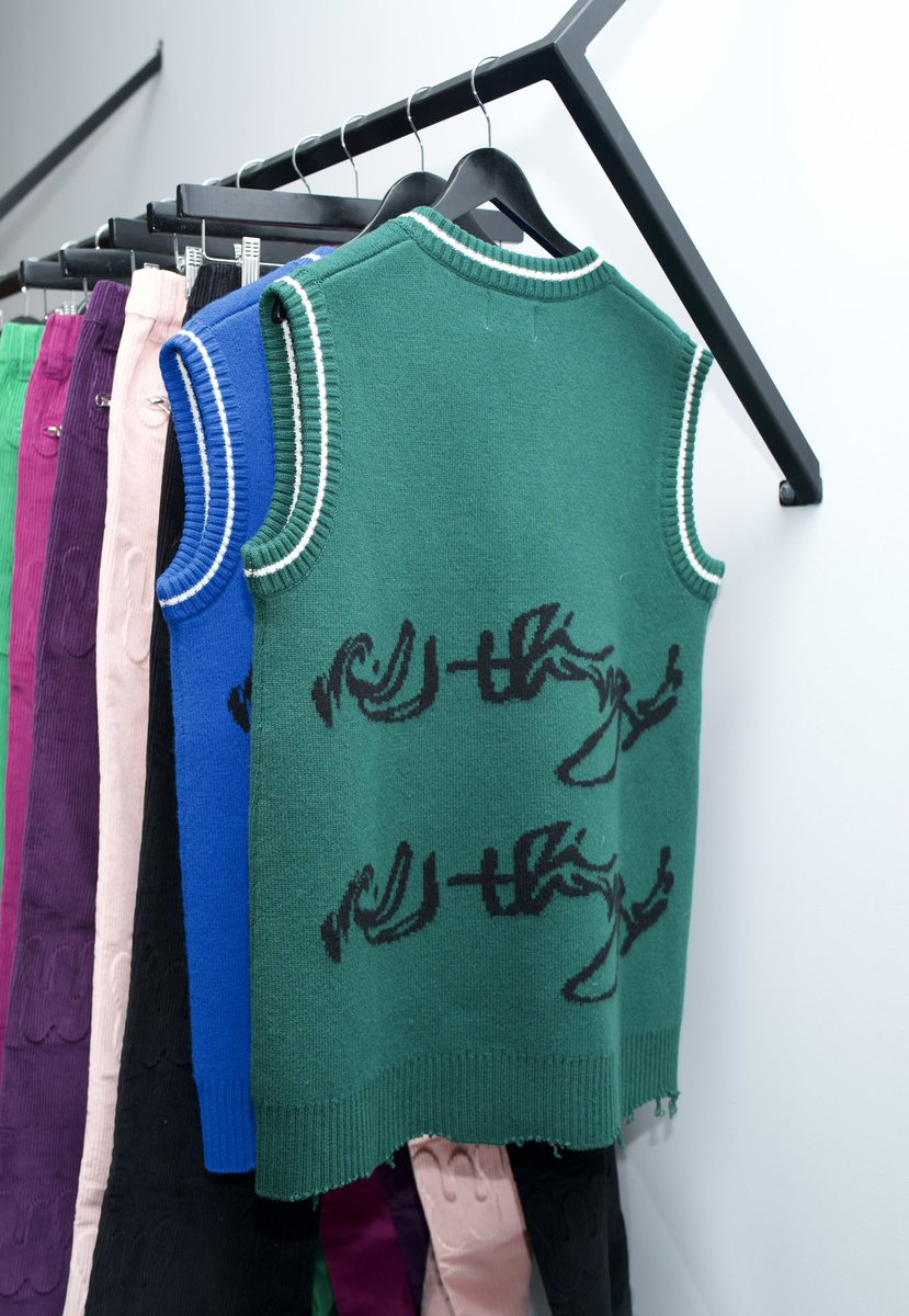 WTSBRAND's tweet photo. WT$ Lena Reversible Swirl Vest. 100% Heavy Wool With A Rough Finish Hem.

This is the perfect garment for anyone that loves to switch outfits during the day/night. We can definitely say this release will be something special.

#wildthingsbrand https://t.co/eALnNKE3xM