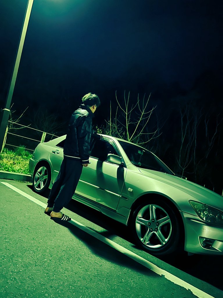 tatuya5836's tweet photo. 今日で納車して１年🎉
色んな人とも関われて楽しい車体👍
これからもちょっとづつ自分なりにいじって、色んな人と関わらせてもらえればと思います🙇‍♂️

#GXE10 #アルテッツァ #AS200 #1g
#アルテッツァ乗り https://t.co/3ZXEFcT9M5