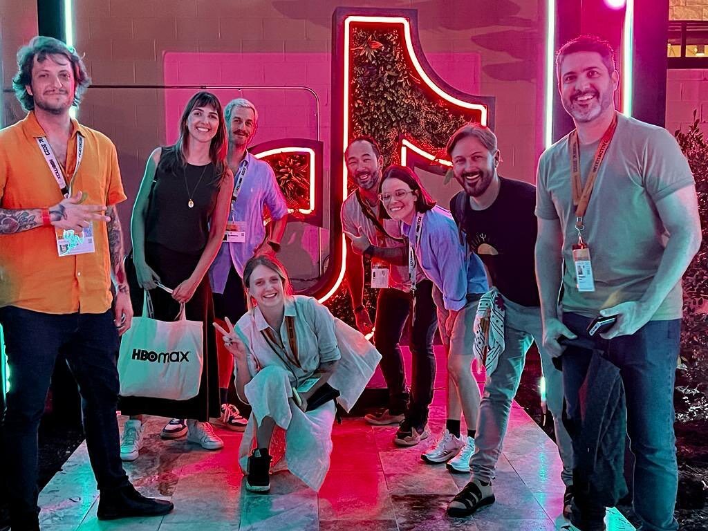 AMPFY's tweet photo. O final de semana foi de muita imersão no @sxsw! 💛

A Ampfy esteve presente em diversas palestras e ainda se juntou à @bauducco e à @alelobrasil no Festival For You do @tiktok! https://t.co/xbIPb0Dl1k https://t.co/i85YphcZpj