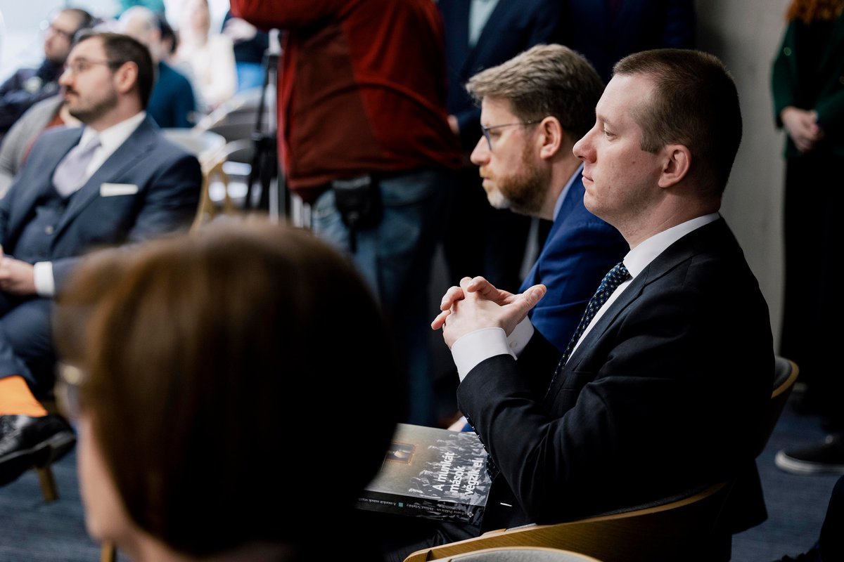 zoltanspox's tweet photo. 1/3 Minister Gulyás: Hungary is significantly freer than Western European countries, with media relations being clear evidence of this. In 🇭🇺, everyone has a forum and an opportunity to participate in public debates, resulting in fuller and freer debates than in Western Europe. https://t.co/Pj5BSprqrU