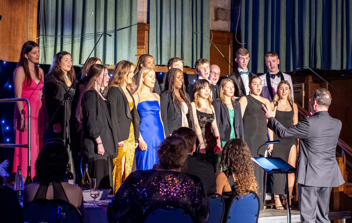 SedberghSchool's tweet photo. 🎷 Jazz &amp; Swing Night 🎷

🎵 Last night was an incredible evening of live music in Powell Hall, in front of a sold out audience

🤎 A wonderful showcase of the talent within @SedberghMusic department - thank you to everyone for making last night such a special event https://t.co/onF7JHWYPC