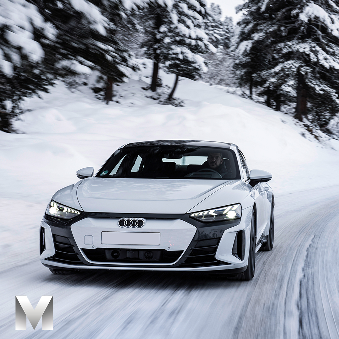 Motorfinityuk's tweet photo. If looks could kill ๐๐ฅ #audiGTEtron
#audi #cardesign #carsoftwitter #etron #quatto #Mondayvibes #MondayMood https://t.co/z5GlapS08b