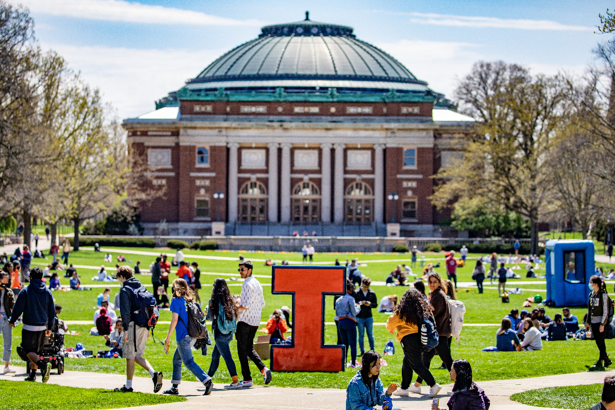 Please join us for Access Illinois, a hybrid event celebrating accessibility and inclusion at #ILLINOIS. Takes place April 6 at @BeckmanInst with the option to attend virtually. 🔶🔷

Register by March 31. For details, please visit our website at  ▶️ go.illinois.edu/accessillinois…