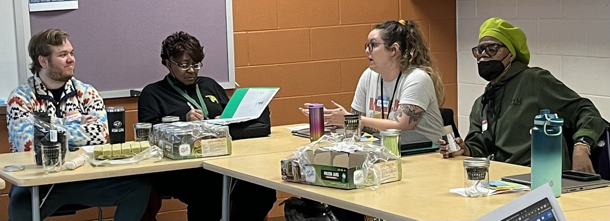 Liz29401's tweet photo. @IamCPS science teachers are loving the Animal Encounter program and professional learning from the @CincinnatiZoo this morning. Thank for partnering!! #CPSBePresent https://t.co/DmGKnCNc7S