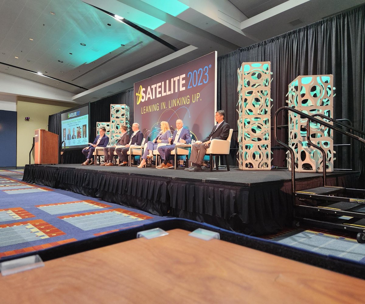 Globalsat's tweet photo. Live report from @SATELLITEDC 
Satellite Industry Financial Forecasts for 2023 session:

We're ready to know more about valuable insights covering factors such as technological advancements, economic conditions, political situations, market trends, and regulatory changes 🛰️ 🔝 https://t.co/Zw3TsLPIV5
