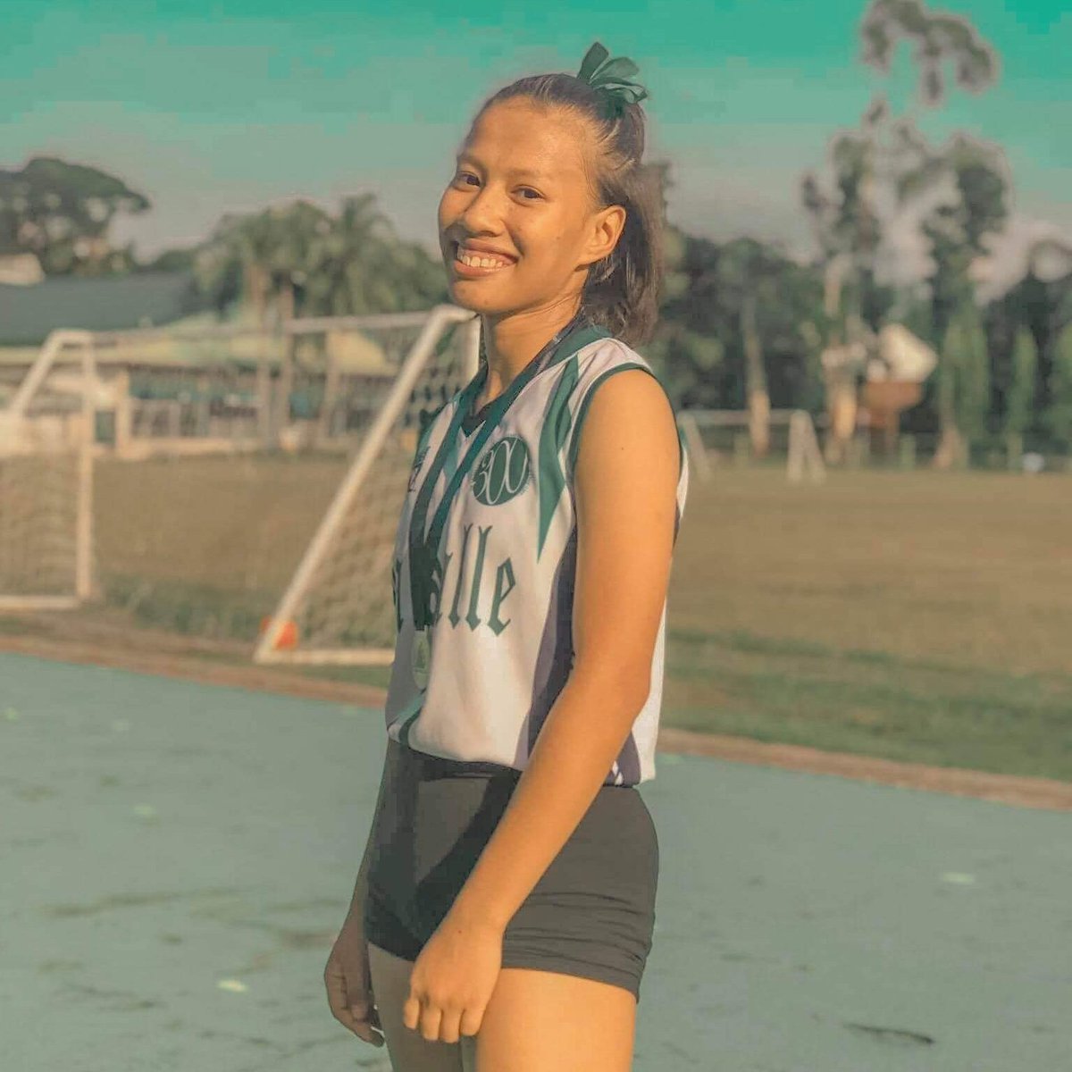 MariaMizelle's tweet image. #MissingOldDays💚