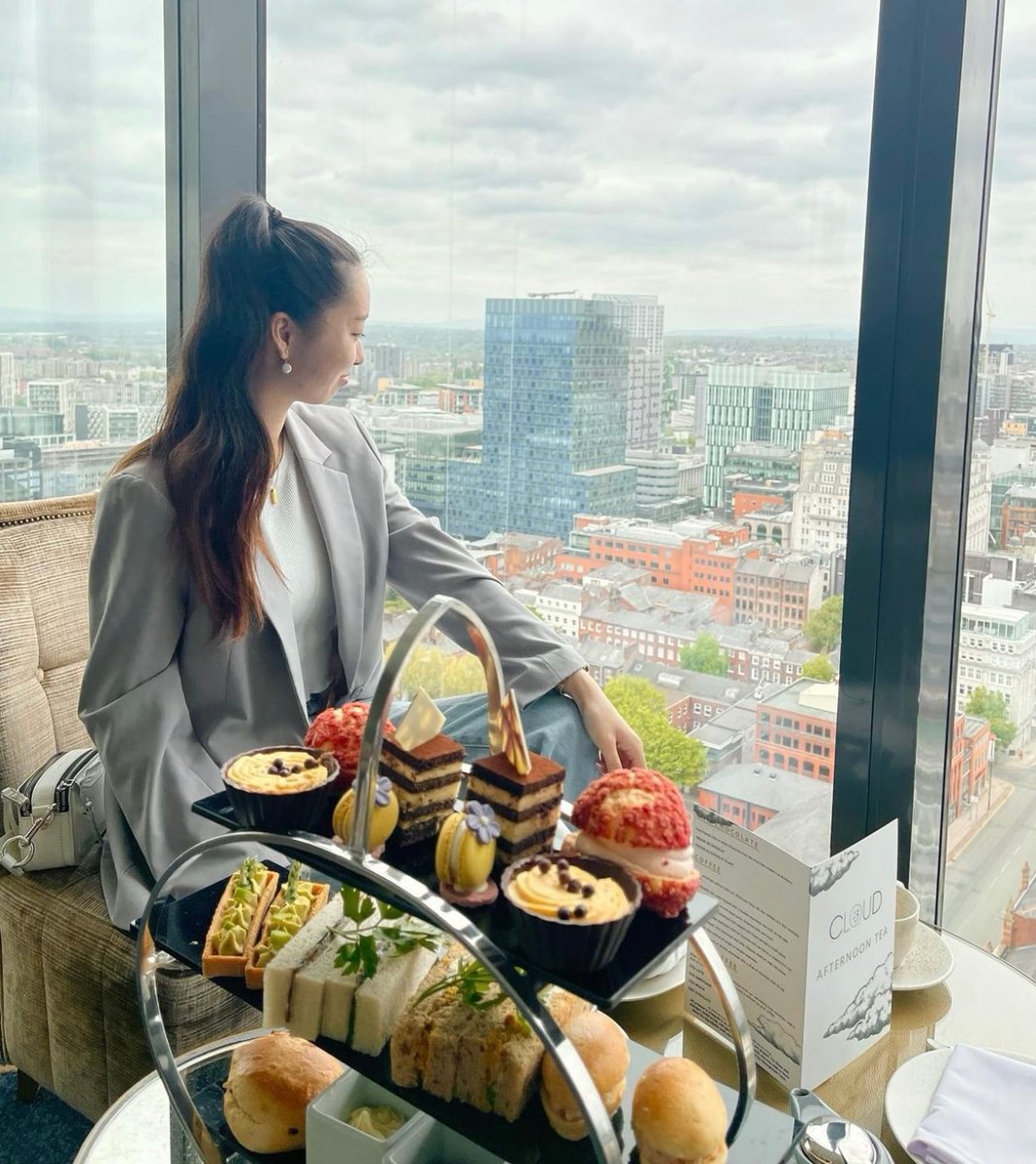 Cloud23Bar's tweet image. Leave grey days far behind and join us 23-floors above the cityscape, for the ultimate Afternoon Tea. #Cloud23⁠
⁠
📸 Thanks for tagging us on Instagram, Kelly Wong

🔗 cloud23bar.com