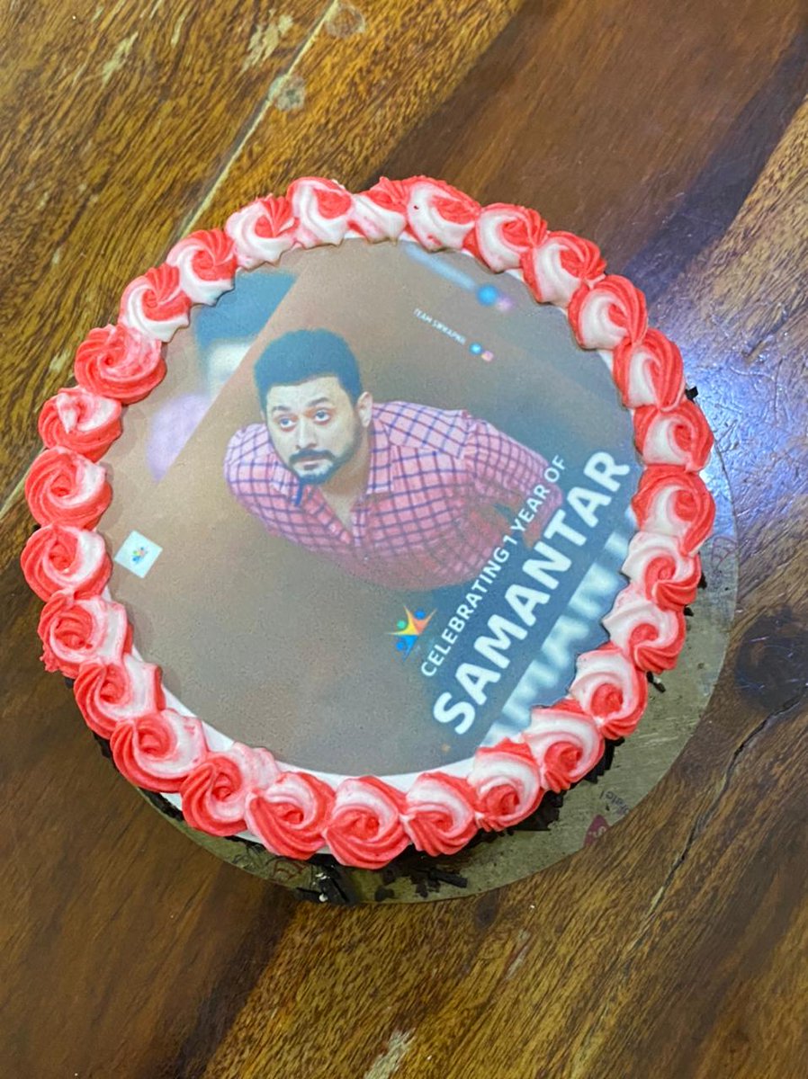 TeamSwwapnil's tweet photo. आज #TeamSwwapnil साठी खुप महत्वाचा दिवस आहे आणि 2 वर्षाधी आम्ही हाच दिवस @swwapniljoshi सरांसोबत साजरा केला होता.
विशेष म्हणजे समांतर १ ची Anniversary चा आणि Annual Meeting चा मुहूर्त जरा विशेषच ठरला..!😍❤️😍
#3YearsOfSamantar #Samantar1 #समांतर१ #AnnualMeetup #TS https://t.co/6eQMrNUMSD