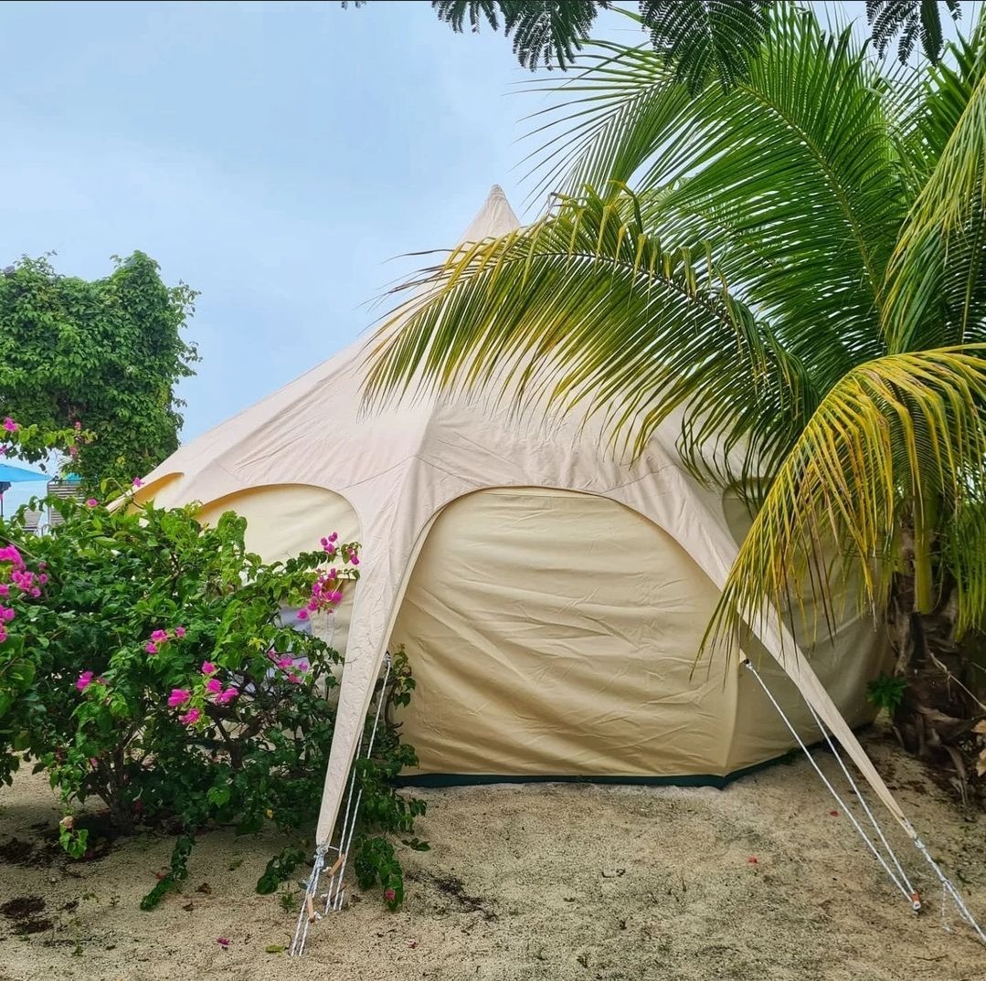 Visitaandb's tweet photo. โItโs bad manners to keep your vacation waiting!โ๐๏ธ๐๏ธ๐๏ธโฑ๏ธ๐ซ๐ข
See you soon!๐
#GetToHappy
#SeeYouSoon
#Monday
#MondayMood
#Beach
#Glamping
#VitaminSea
#TravelJourney
#Travel
#ExplorePage
#SunSeaSafe
#AntiguaBarbuda
#YourSpaceInTheSun
#YourOwnSpace
#LoveAntiguaBarbuda https://t.co/BmUWdmAHw3
