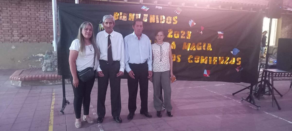 #BuenLunes 📚 Las personas mayores que viven en nuestras residencias comenzaron el ciclo lectivo 2023 en las Aulas Satélites de la <a href="/MzaDGE/">DGE Mendoza</a> ❣️

<a href="/MendozaGobierno/">Mendoza Gobierno</a>