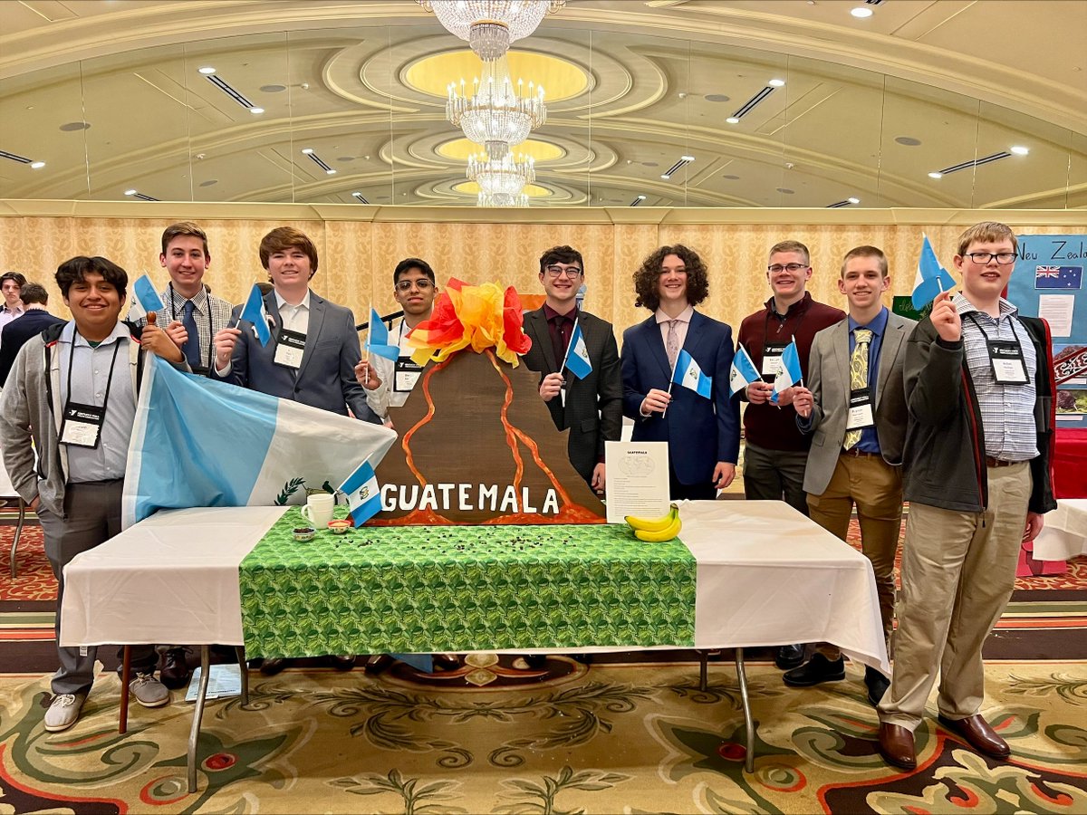 TC_Schools_KY's tweet photo. Over the weekend, members of TCHS Y-Club attended the 2023 Kentucky United Nations Assembly (KUNA) in Louisville!
๐https://t.co/nf3vNUi7MP
#tcpride #tchs #YClub #expectgreatness https://t.co/ZEeh6U6jQY