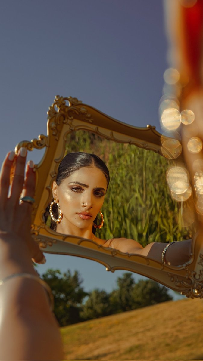 Mary shot by <a href="/6itystudios/">6ITY STUDIOS™</a> 🌻📸
Set assistance &amp; BTS: <a href="/thenakavelishow/">Nakaveli</a>
•
Book your next shoot with <a href="/6itystudios/">6ITY STUDIOS™</a> !