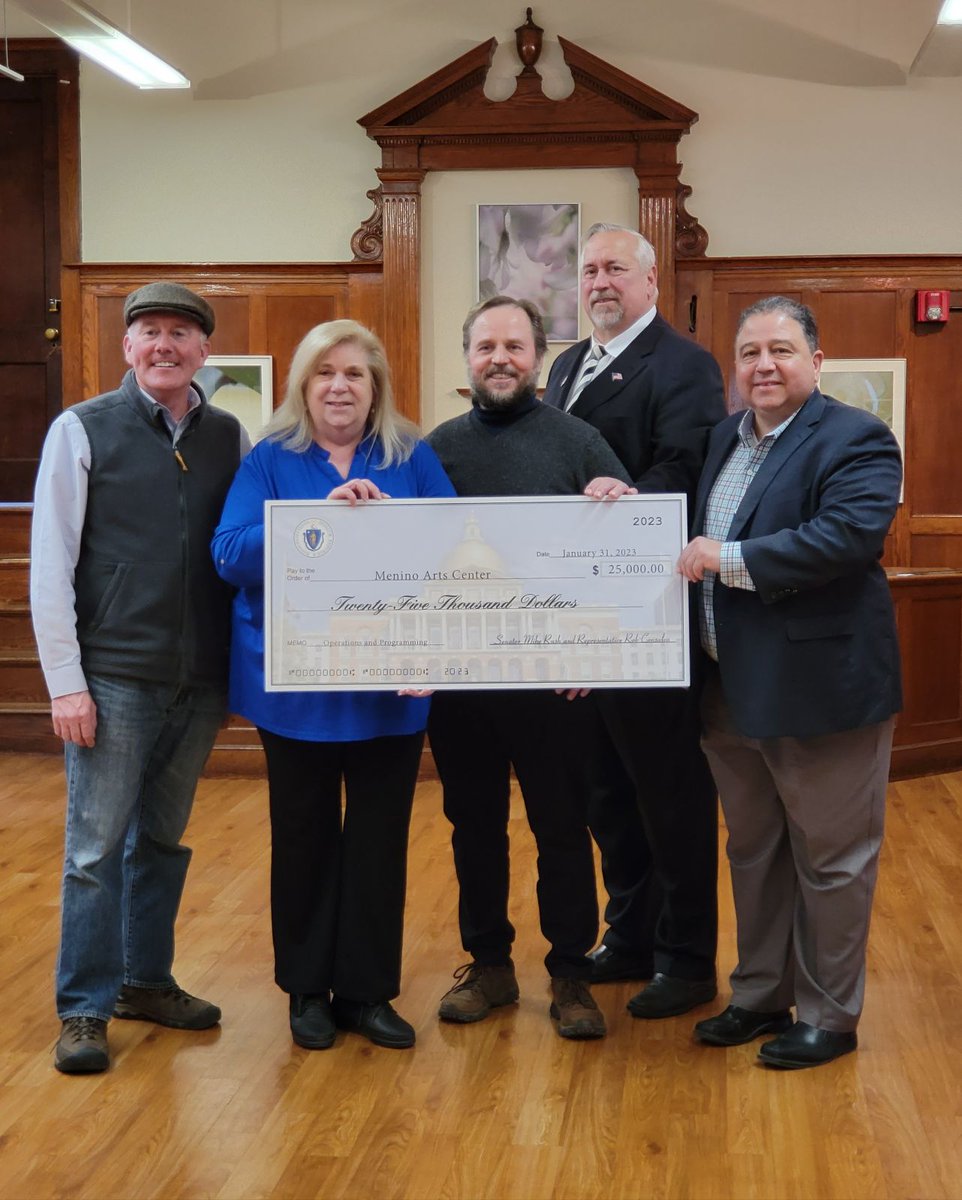 Senator Mike Rush ๐บ๐ธ (@SenatorMikeRush) on Twitter photo 2023-03-13 14:25:52 On Friday I joined Representative @RobConsalvo and the folks at @MeninoArtsCtr to present them with the funding we secured for the center. Happy to support this deserving organization in Hyde Park! On Friday I joined Representative @RobConsalvo and the folks at @MeninoArtsCtr to present them with the funding we secured for the center. Happy to support this deserving organization in Hyde Park!