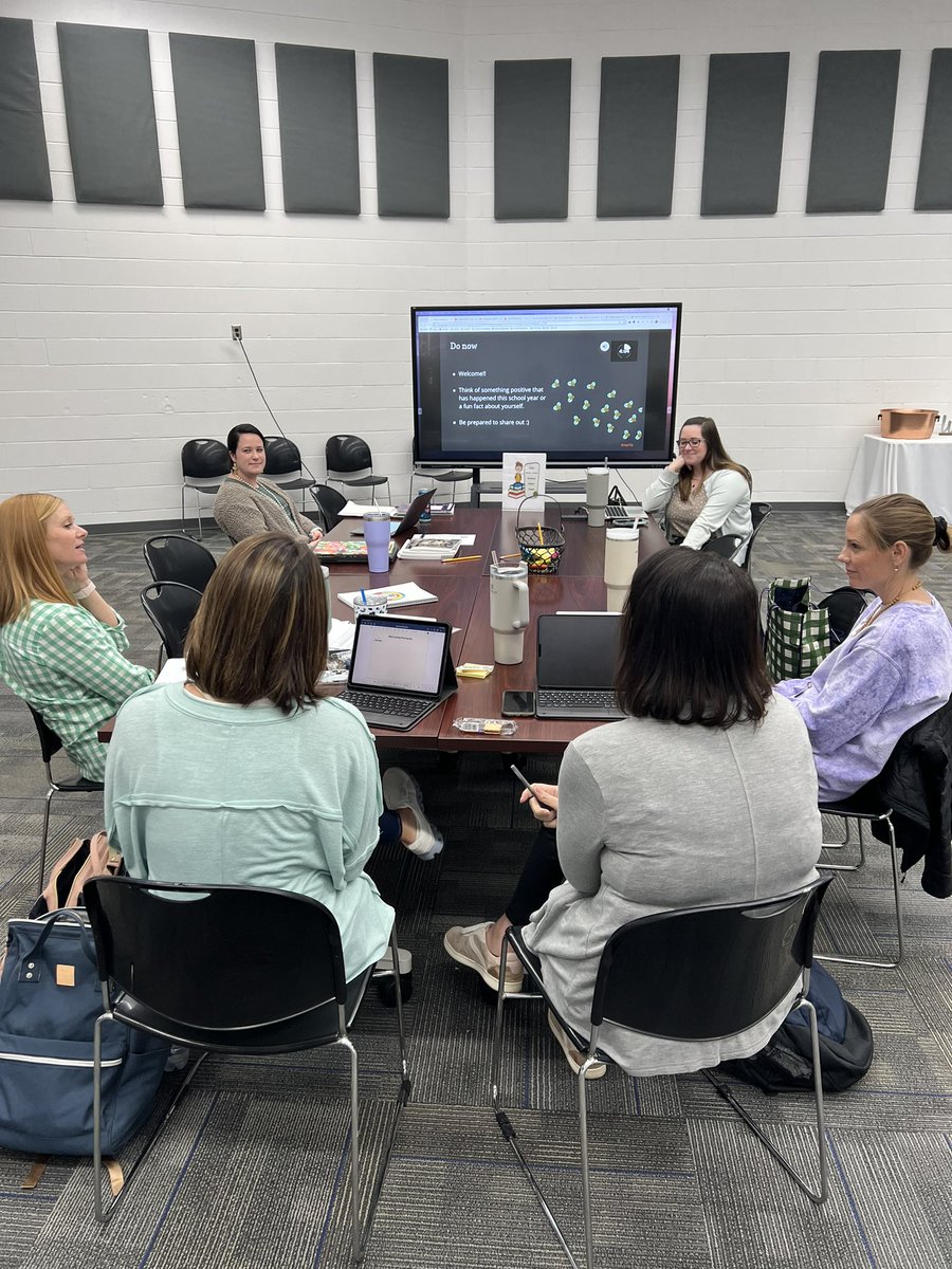 HughescChristie's tweet photo. #ECSPLC Amplify supporting 5th grade teachers with planning and modeling all week https://t.co/utMqLhfwio