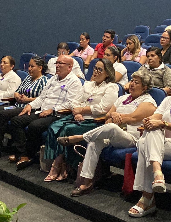 IEECOLIMA's tweet photo. #AlMomento 🟣 Consejera Presidenta del @IEECOLIMA, Adriana Ruiz Visfocri; y Consejera Electoral, @MarthaIzaH; asisten al #Conversatorio "Mujeres en la toma de decisiones: impacto y beneficios", organizado por 50+1 Colima, en el marco del Día Internacional de la Mujer ♀️ https://t.co/YfP0dvnn4e