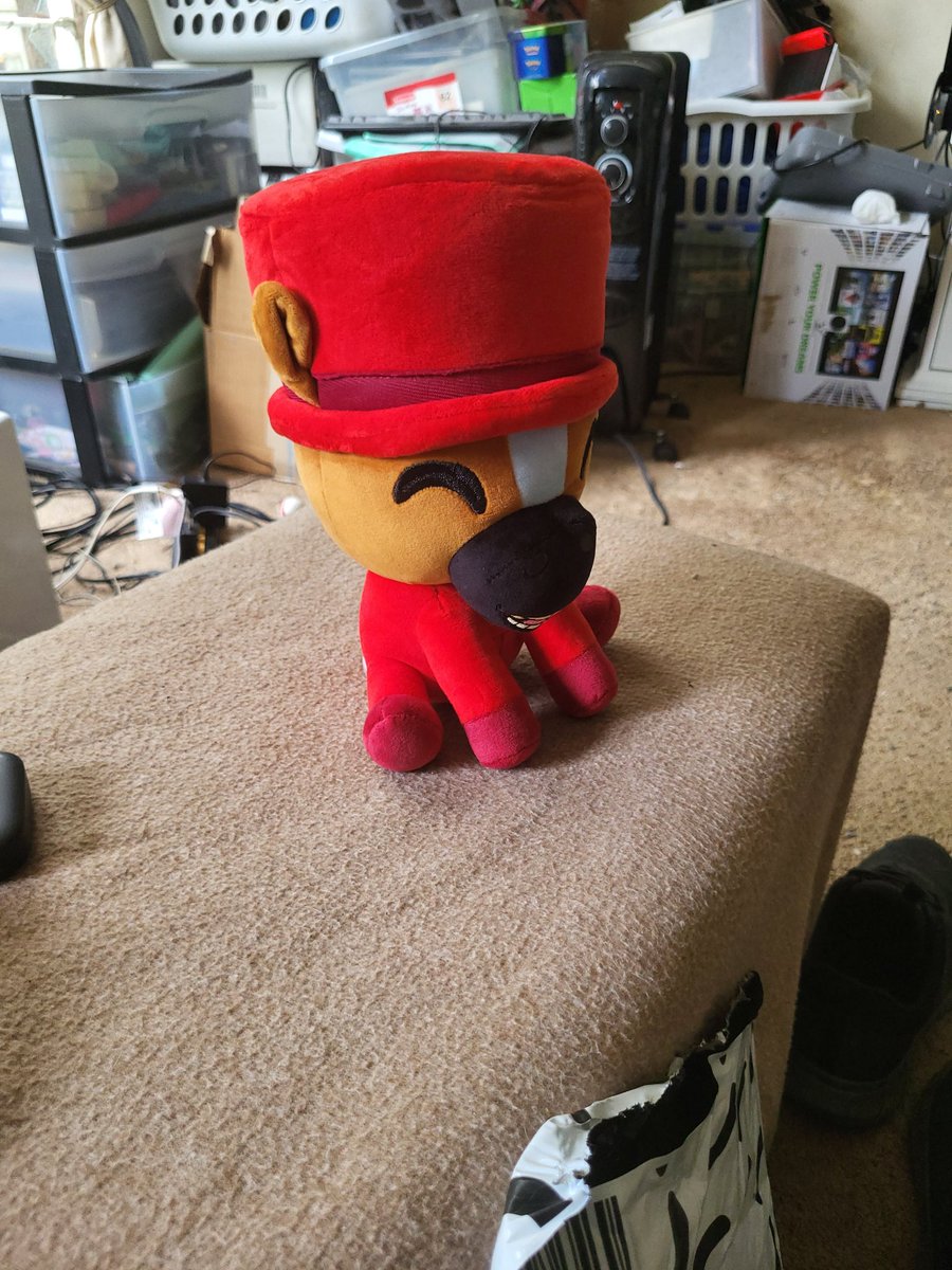 Prof_Deleef's tweet photo. @Terroriser look what i finally got in the mail today! @youtooz it looks awesome! https://t.co/smwYGkBpRA