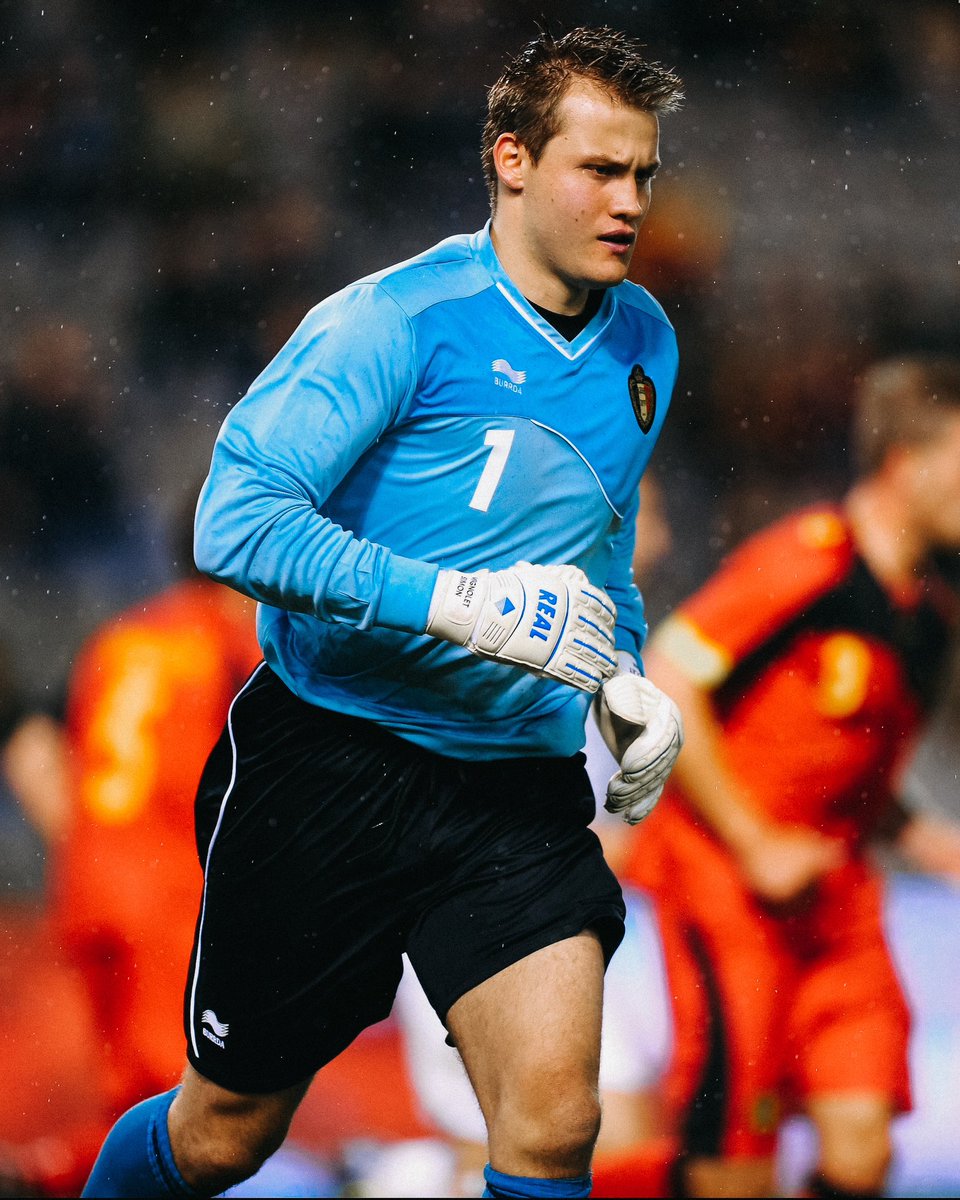 BelRedDevils's tweet photo. Keeping our sheets clean for 13 years. 🧤 #MerciSimon https://t.co/2whjgsCxxD