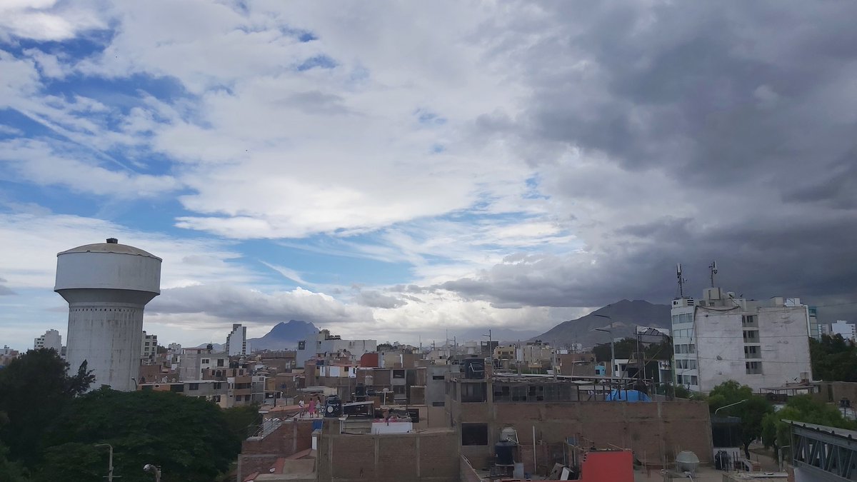 rafaperis_'s tweet photo. Así están las nubes a las 2 pm en #Trujillo por lo que se esperan nuebas #lluvias fuertes y activaciones de quebradas como hace dos días.

#LluviasEnPerú #yaku https://t.co/cSgCr1GFWY