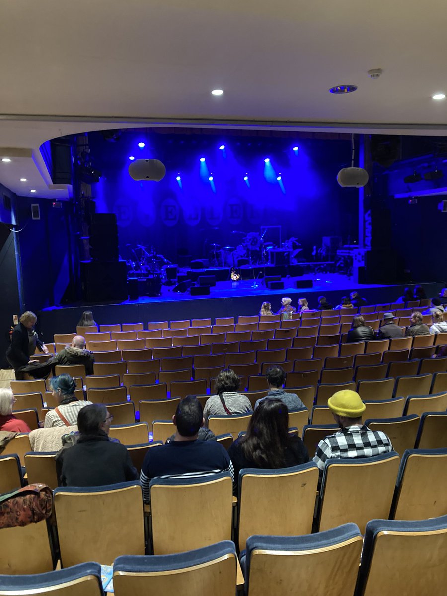 MatthewLoe's tweet photo. @levellermark @the_levellers Ready for a great night in Barnstaple!! Top band live over many years! https://t.co/AzN7xl2vVI
